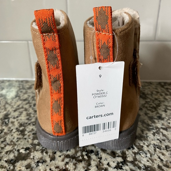 Carters Size 9 Easy On Boots - Picture 4 of 4